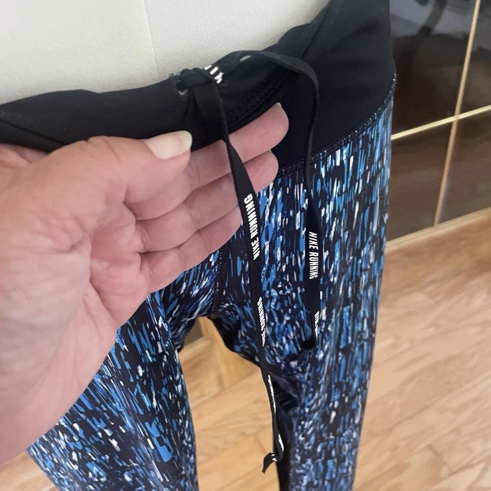 Nike‎ Dri-FIT Cropped Leggings Blue Black Graphic Women's Large
